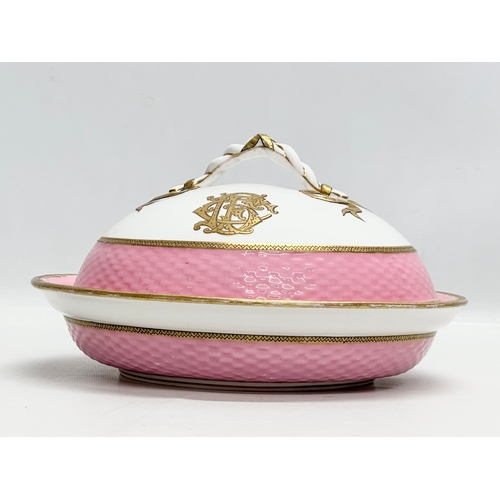 44 - Old Paris Porcelain. A fine 19th Century French monogram tureen. 1860’s. 25.5x15cm