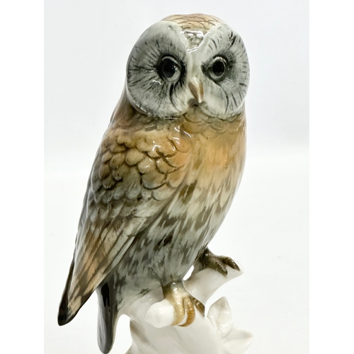 812 - A Karl Ens pottery owl. 16cm