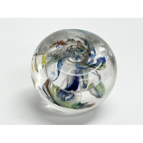 47 - A 19th Century paperweight. 6x5cm (1)