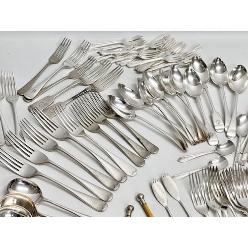 829 - A large collection of good quality Early 20th Century silver plated cutlery.