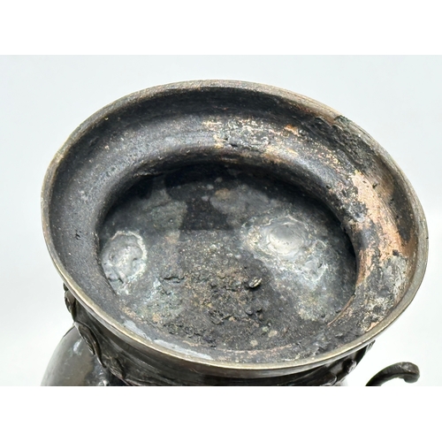 306A - A Mid/Late 19th Century Japanese bronze censer with cover. Early Meiji Period. 27cm