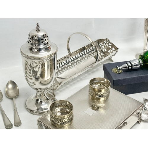 840 - A collection of silver plate and stainless steel. E.P and stainless cutlery. House of Marbles wine b... 