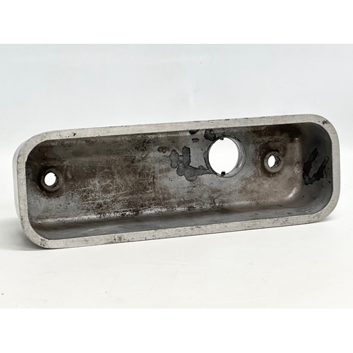 505B - A vintage MGB rocker cover. 38x13x10cm