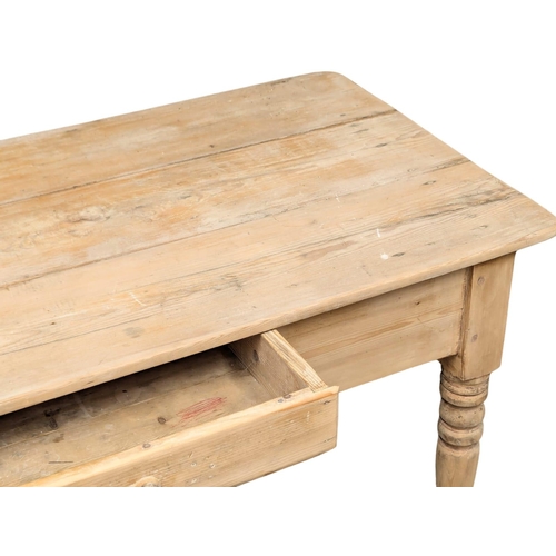 120 - A 19th Century Victorian pine farmhouse kitchen table with drawer on turned legs. 135x64x76cm