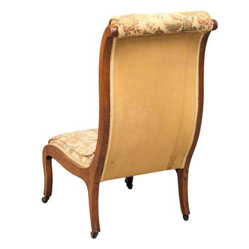 392 - A Victorian mahogany framed slipper chair / bedroom chair.