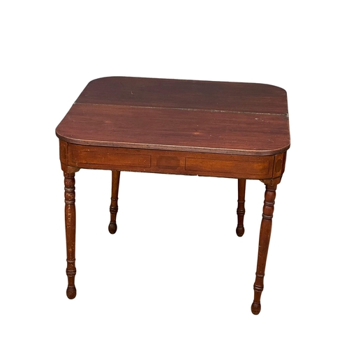 536 - A George IV inlaid mahogany turnover tea table. Circa 1820. 92x46x76cm