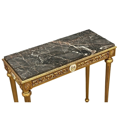 540 - An 18th Century French style gilt side table with marble top. 82x36x82cm