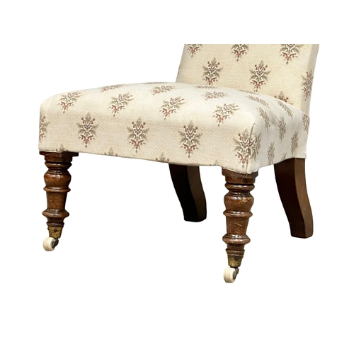 819 - A 19th Century Victorian Prie Dieu chair.