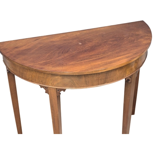 825 - A Late 19th Century Georgian style mahogany hall table / side table. 90x45x72.5cm