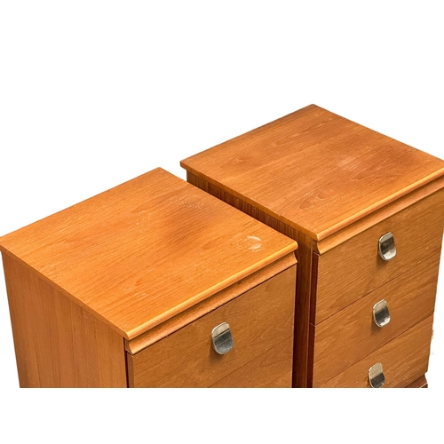 262 - A pair of Mid Century teak bedside chests. Meredew Avalon. 42.5x42x66.5cm