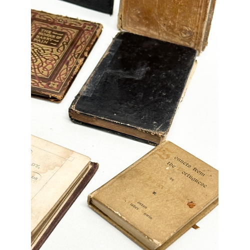 485J - A collection of 19th Century miniature books.