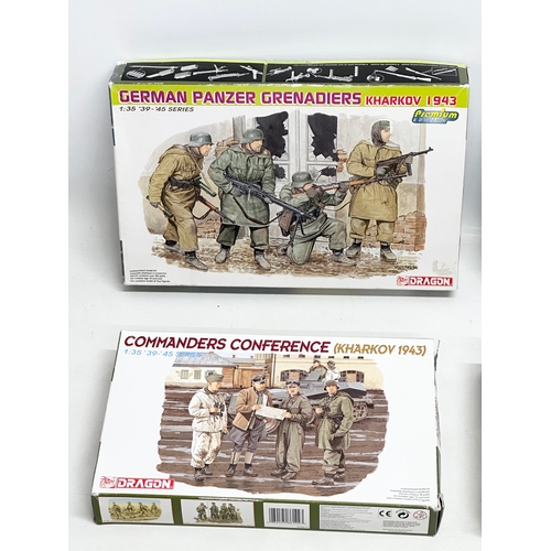 770 - 4 unused model kits. A Dragon Panzer Crew LAH Division Russia 1943. A Dragon Panzergrenadier Divisio... 