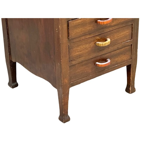 505D - An Early 20th Century mahogany chest, with Bakelite handles. 1920-1930. 38x38x61cm