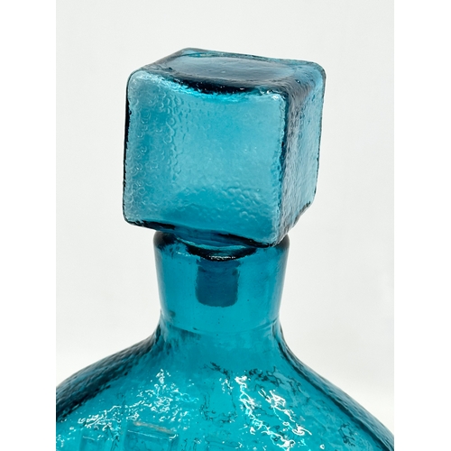 143 - An Italian Mid Century brutalist glass decanter. Empoli, Italy. In the manner of Wayne Husted. 5x28c... 