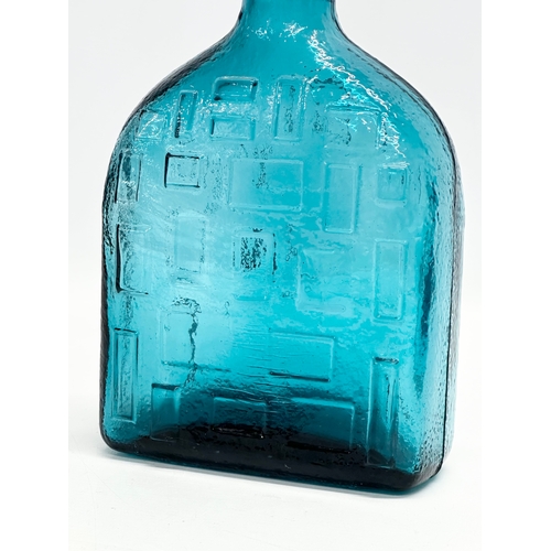 143 - An Italian Mid Century brutalist glass decanter. Empoli, Italy. In the manner of Wayne Husted. 5x28c... 