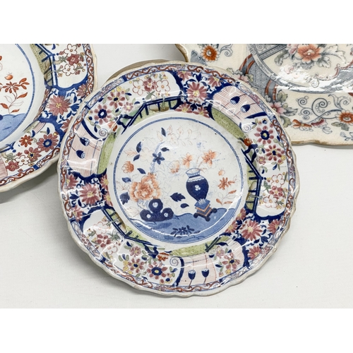 422 - Early 19th Century Mason’s Patent Ironstone. 3 dinner plates, soup bowl and side plate. With an Earl... 