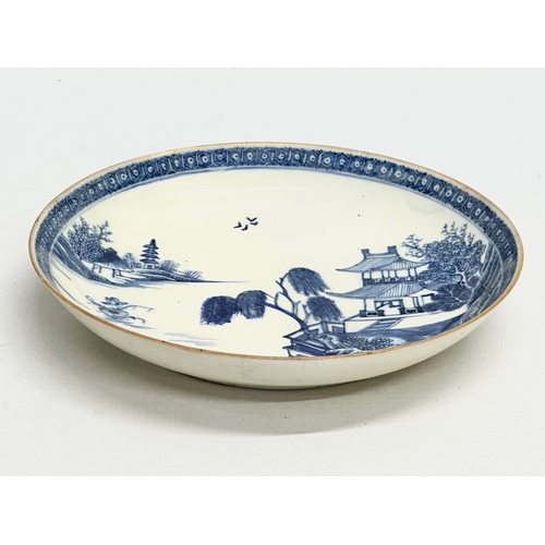 78 - A Mid 18th Century, Early Worcester pottery bowl. Circa 1760. 21x3.5cm.