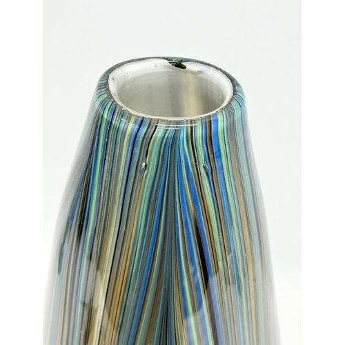 556 - A Late 20th Century art glass vase. 31cm.