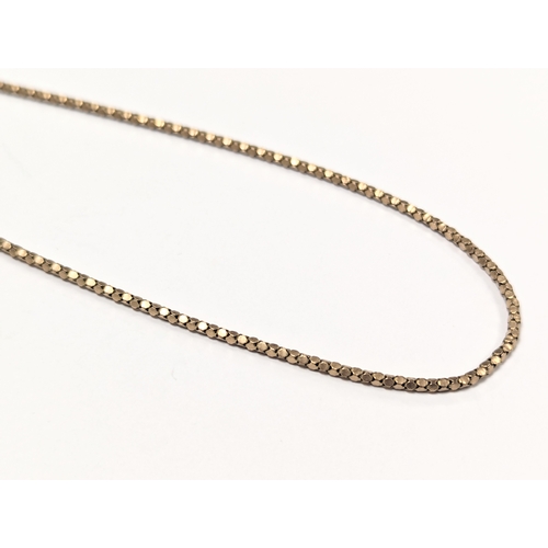 599 - A 9ct gold necklace. 3.5gr