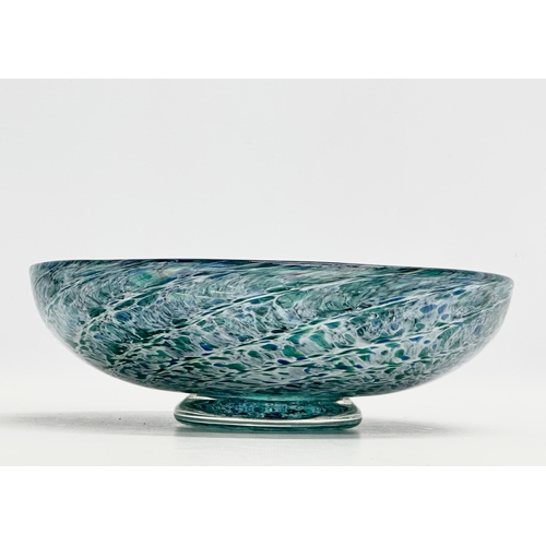 65 - An excellent quality peacock feather, art glass centrepiece bowl. In the Monart style. 24x8cm.