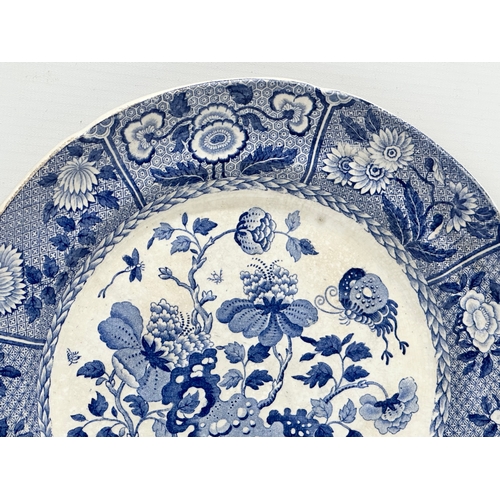 427 - Copeland & Garrett. An Early 19th Century blue and white “India” cabinet plate. 
Circa 1833-1847. 25... 