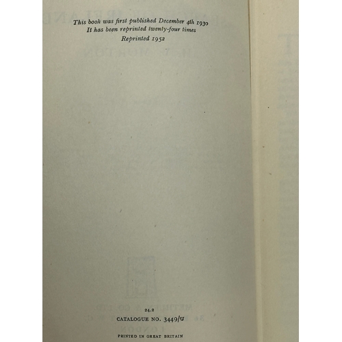 451 - H. V. Morton. In Search of Ireland. 1952 reprint.