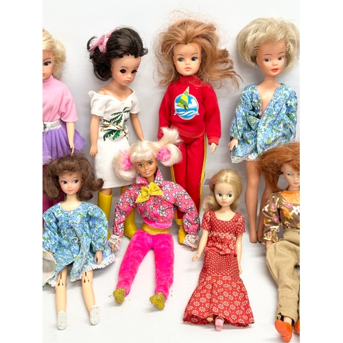 760 - A collection of Sindy Dolls.