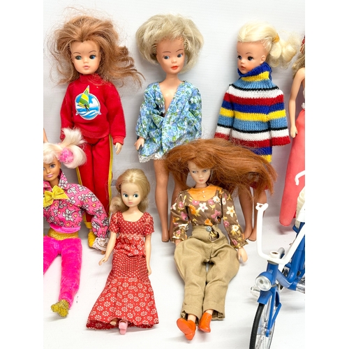 760 - A collection of Sindy Dolls.