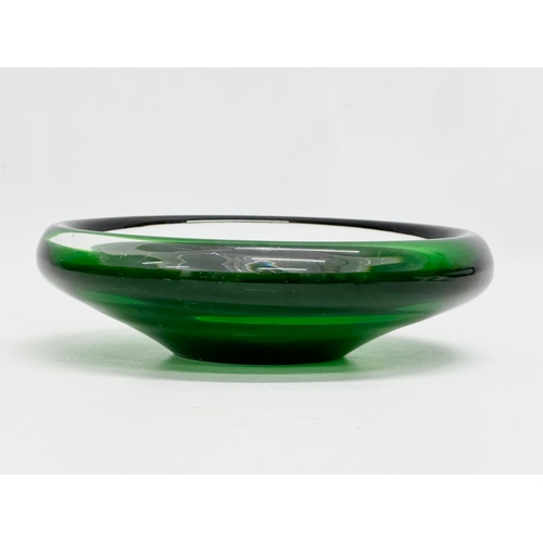 372 - A Scandinavian Mid Century art glass bowl. Sweden/Norway. 18x5cm.