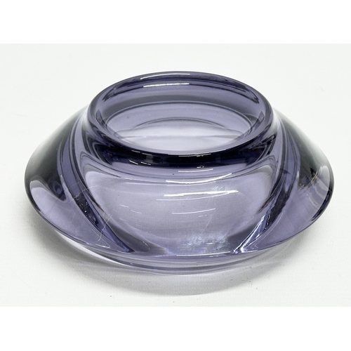 373 - Rudolf Jurnikl. A Czech glass bowl, designed by Rudolf Jurnikl for Rosice Glassworks. 1960’s. 17x17x... 