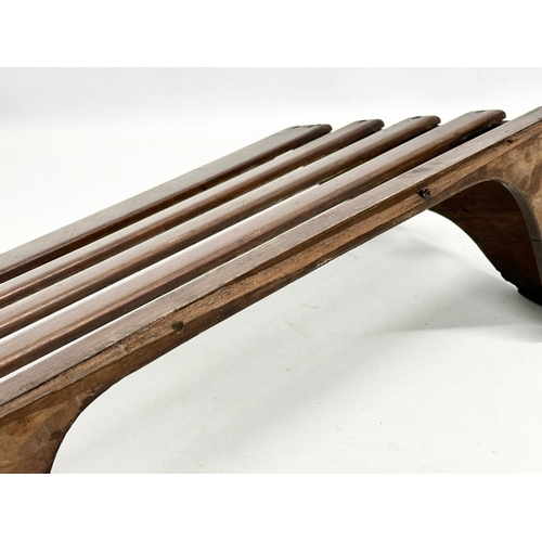 505B - An Early 20th Century railway luggage rack. 56x32cm.