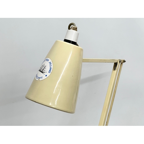 581B - Hadrill Horstmann “Simplus” anglepoise desk lamp.