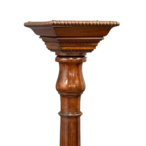 118 - A very large 19th Century, Early Victorian mahogany torchiere/jardiniere stand. Circa 1840-1850. 39x... 