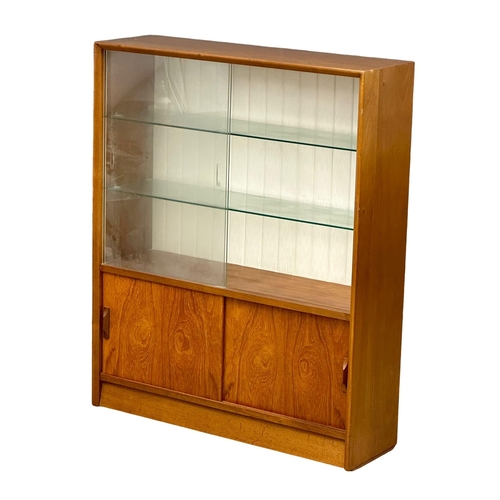 134 - Herbert Gibbs. A Mid Century teak bookcase. 1960’s. 91x28x113cm.