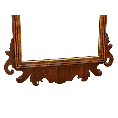 14 - A small George III, Late 18th Century inlaid mahogany mirror. Circa 1780-1800. 32x47cm