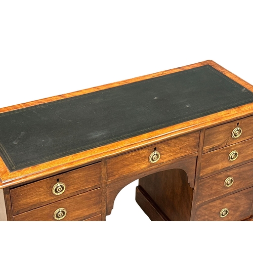 203 - A 19th Century Victorian mahogany pedestal desk with leather top. 122x48x76.5cm