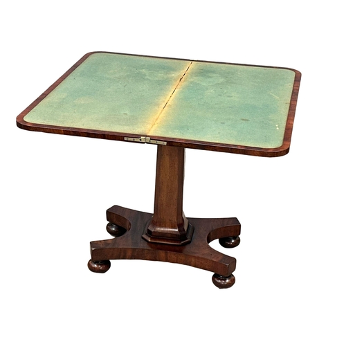 399 - A William IV mahogany turned over games table. Circa 1830. 92x46x74cm