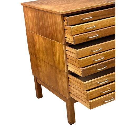 492 - A large Mid 20th Century multi drawer architects chest/plan chest. 3 piece. 122x87x118cm