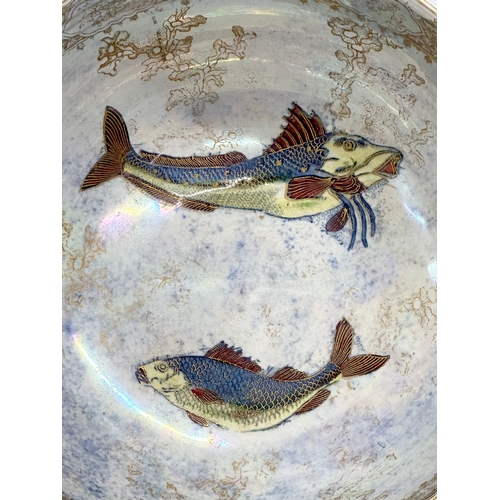 35 - A.G. Harley Jones. A 1930’s Wilton Ware Lustre “Fishes” fruit bowl. By A. G. Harley Jones. 24x10cm