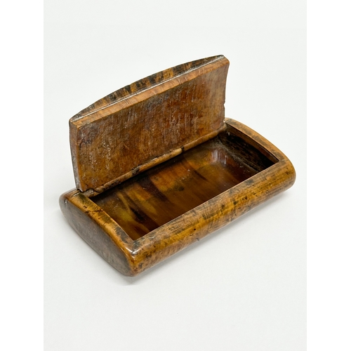 52 - An Early 19th Century Late George III/George IV curly birch snuff box with mother of pearl inlay. Ci... 