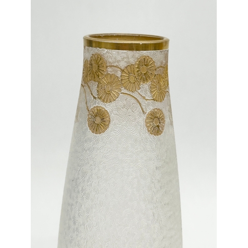 131 - A Late 19th/Early 20th Century French gilt enamel vase, with engraved frosted motif. Legras/Saint Lo... 