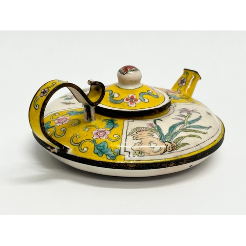 187 - An Early 20th Century Chinese cloisonné enamel teapot. 4 character mark. Circa 1910. 13x10x5cm