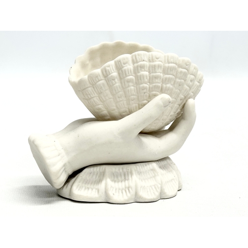 203 - A pair of Late 19th Century Victorian parian hand and shell bowls. 11x6.5x9.5cm