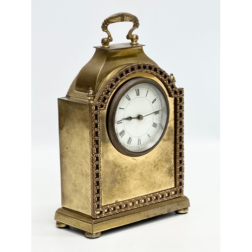 209 - A Late 19th Century French brass mantle clock. 16x25cm