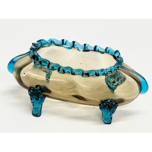 58 - Harrach. A Late 19th Century Bohemian glass bowl. 16x6x7cm.