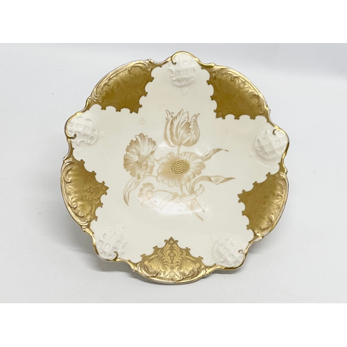 388 - Rosenthal. An Early 20th Century German gilt footed centrepiece bowl. Circa 1901-1933. 29x7cm.