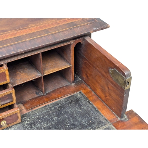 198 - An Early 19th Century George IV inlaid mahogany secretaire writing table. 99x63x82cm. 1