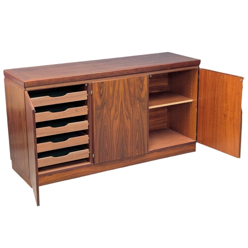 251 - A Danish Mid Century rosewood sideboard by Kovby. 153x48x83cm. 2