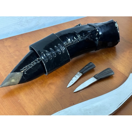 28 - A Gurkha style knife. 38cm