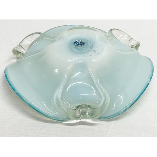 84 - Fratelli Toso. A Murano glass bowl. 21x22x6cm